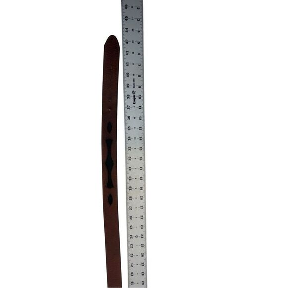 Tooled Brown Leather Belt – Size 38  Genuine cowhide leather belt - Picture 15 of 16